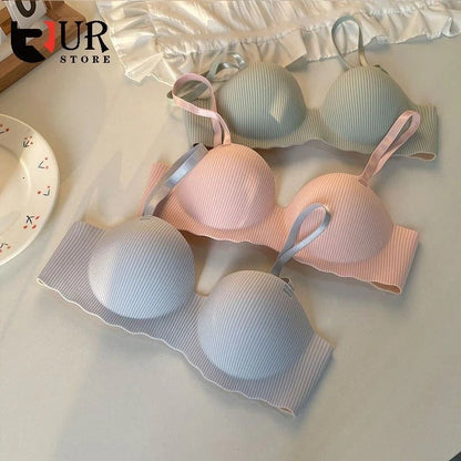 Amoura Seamless Padded Pushup Bra